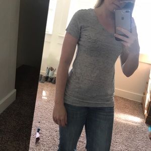 Gray tee shirt